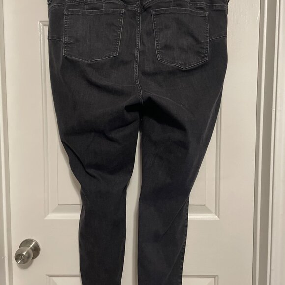 Torrid Bombshell Skinny Jean - Super Soft Dark Grey Wash - Picture 6 of 6